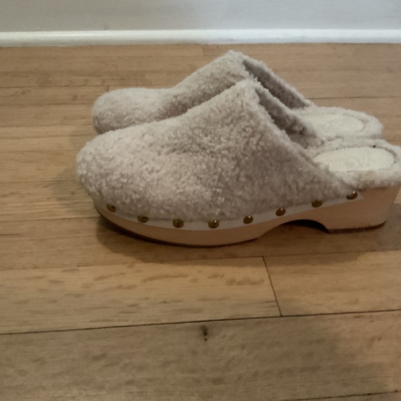 Jcrew fur clogs - Picture 4 of 4
